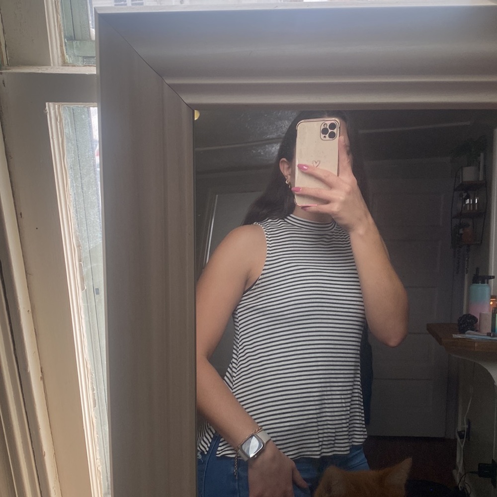 Mock neck flowy tank